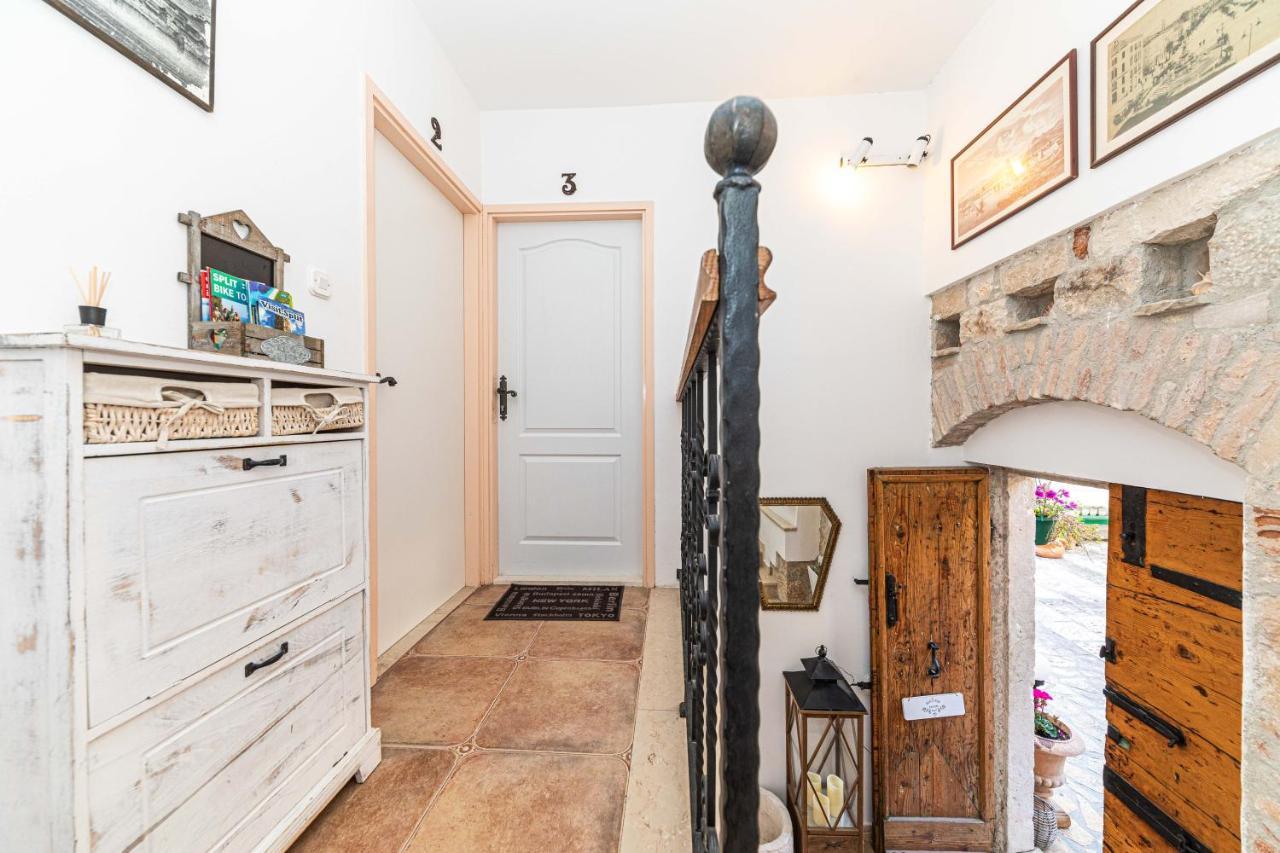 Rooms Tomic Split Exterior foto
